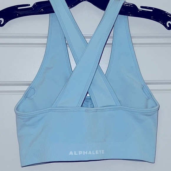 Alphalete Amplify High-Impact Seamless Crossed Back Scrunched Bra Blue Medium 🩵 - Picture 3 of 6